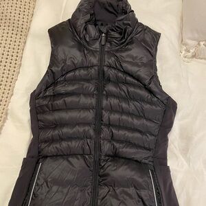 Lululemon puffer vest